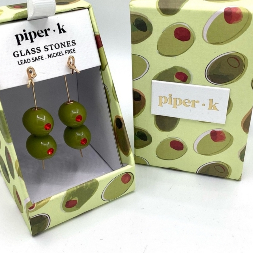 ✨️🫒 Piper ▪︎ K Viral Martini  Olive glass stone dangle earrings  ✨️🫒